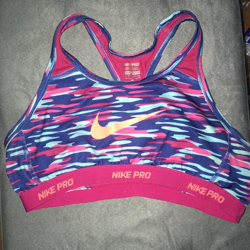NIKE SPORTS BRA